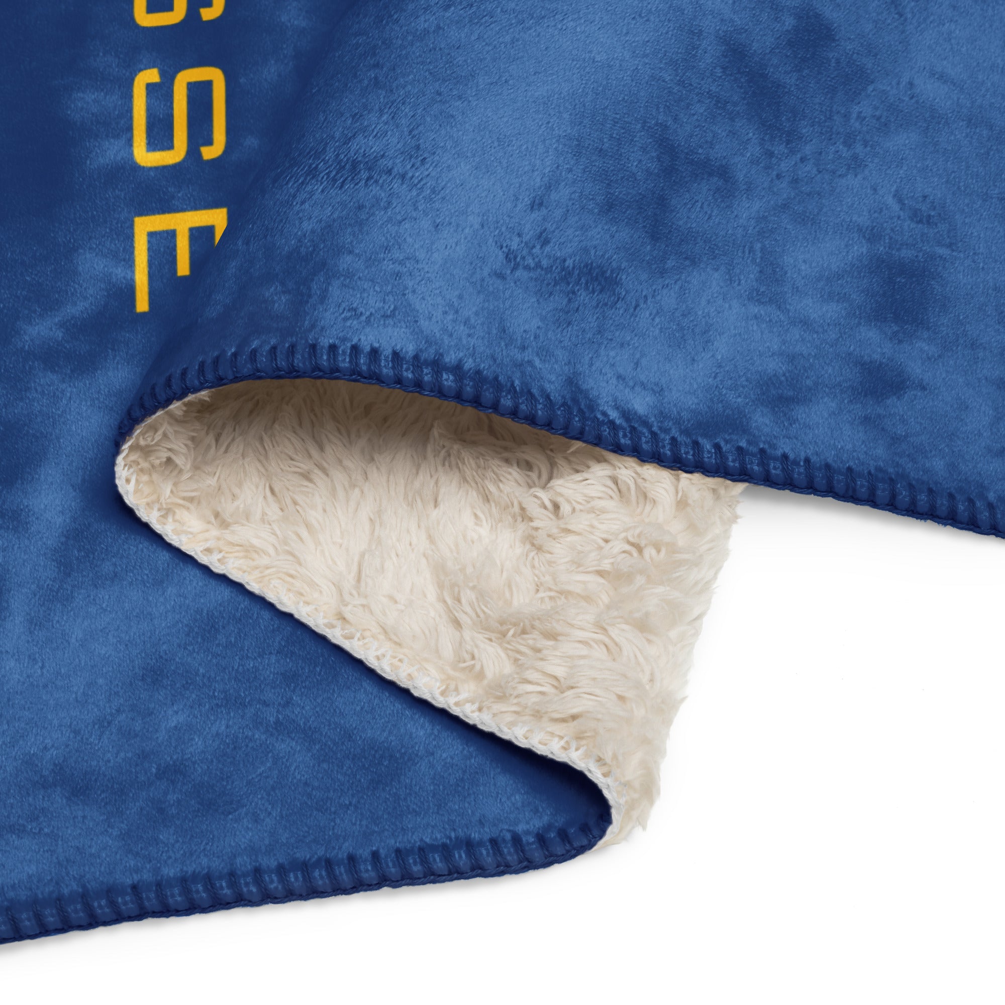 Irondequoit Sherpa blanket