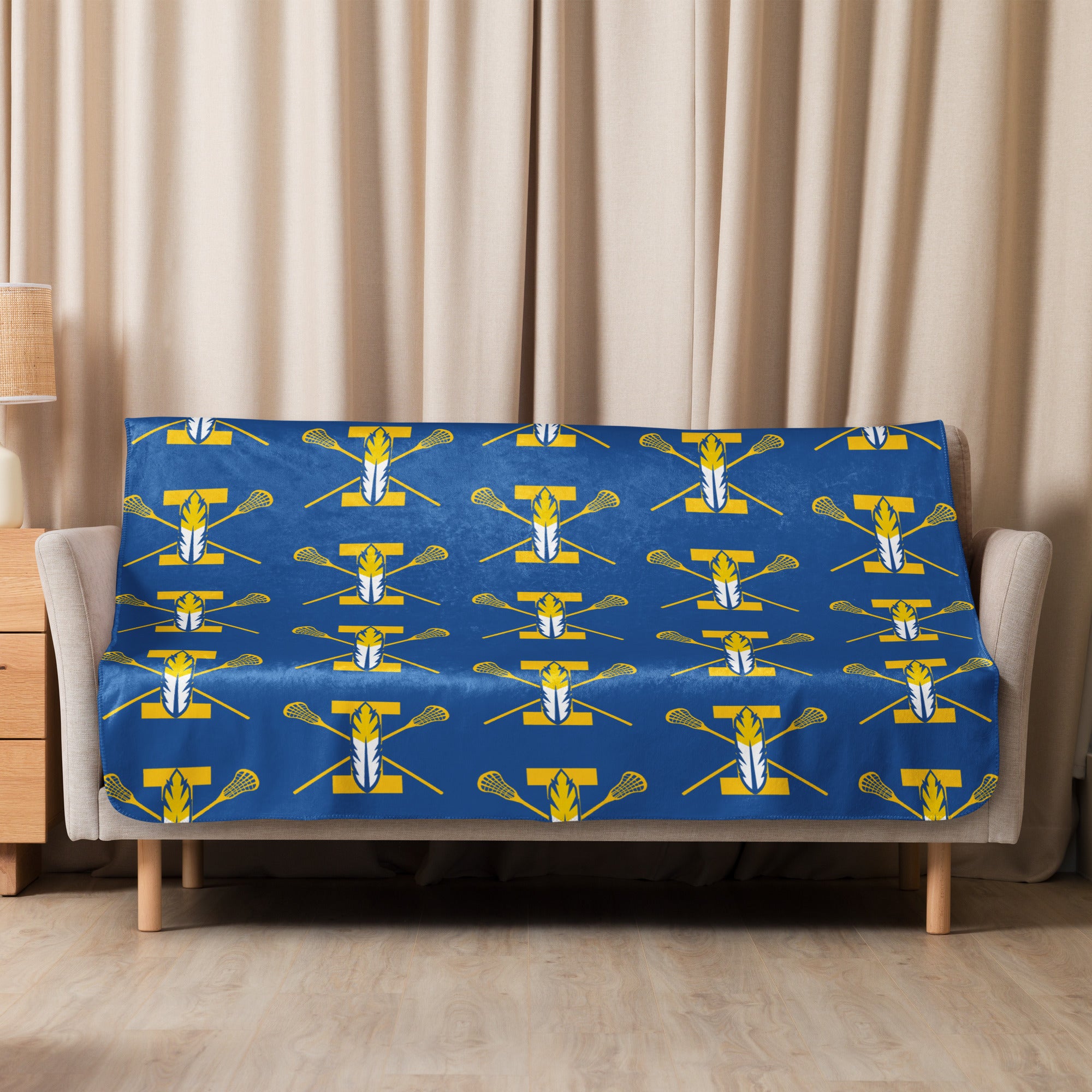 Irondequoit Sherpa blanket